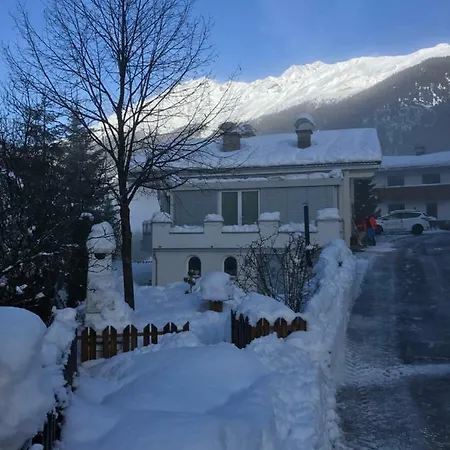 아파트 Alpindesign *